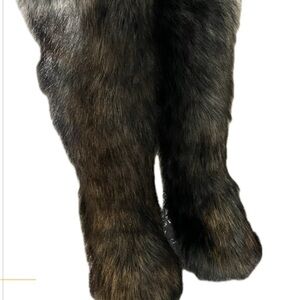 Luxurious Faux Fur Leg Warmers